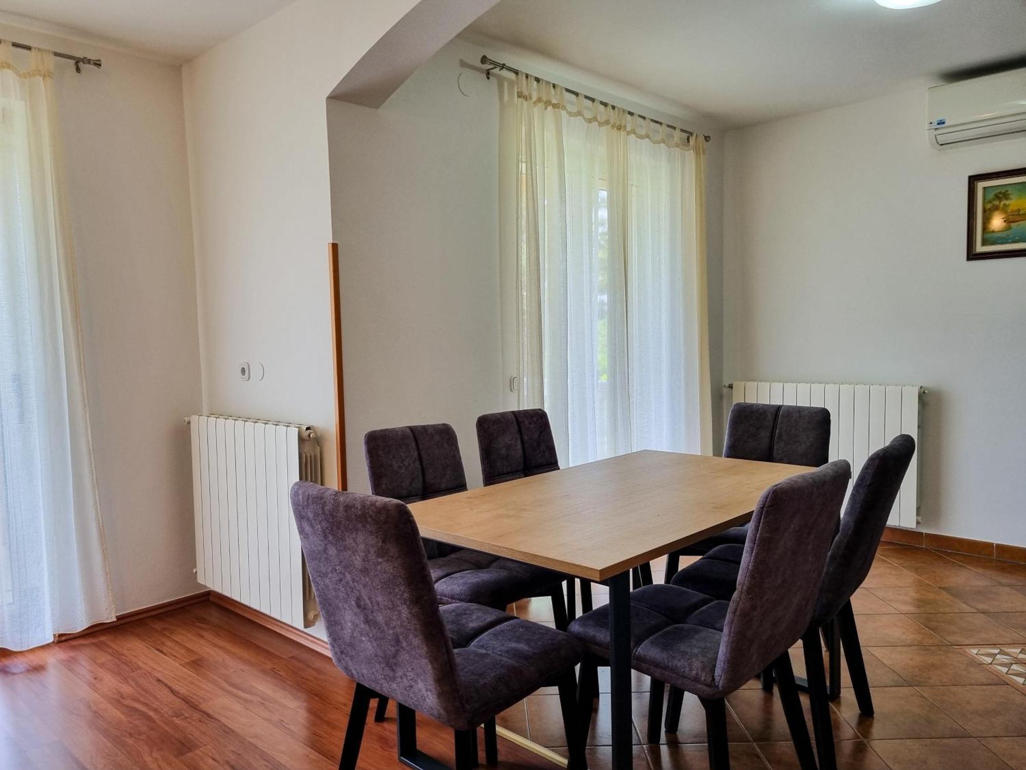 Juli No3 & No4 Apartment Mugeba ภายนอก รูปภาพ
